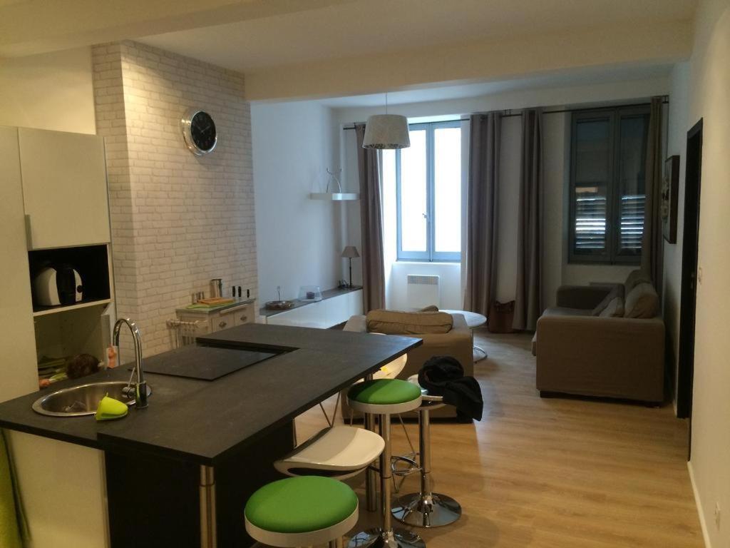 Appartshotels'De Ville Bourg-les-Valence Bilik gambar